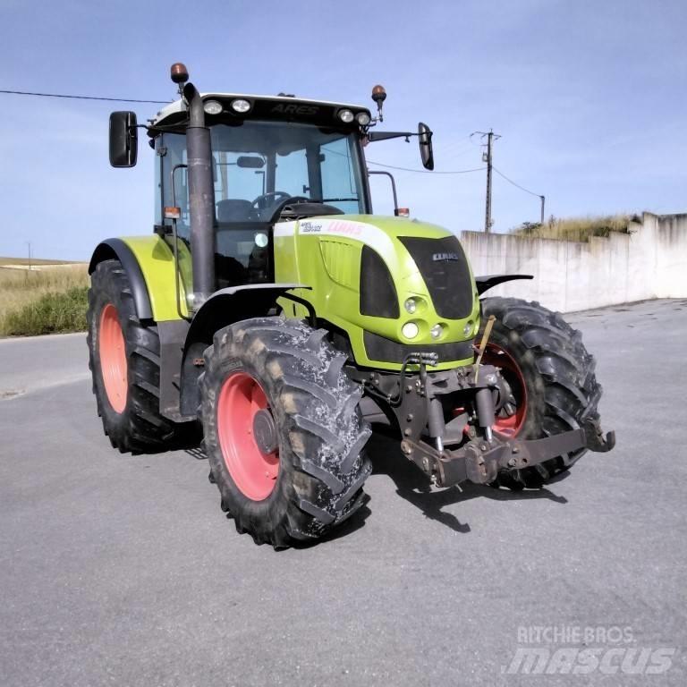 CLAAS Ares 697 ATZ Tractoare
