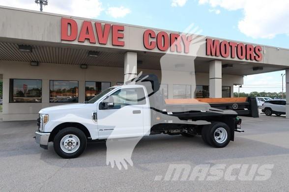 Ford F350 SD Autobasculanta