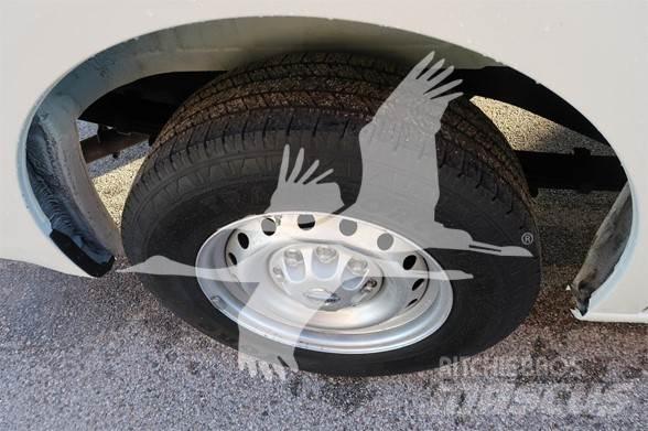 Nissan NV1500 Utilaje construcții - Altele