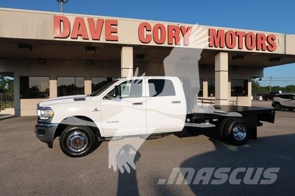 RAM 3500 HD Camioane platforma/prelata