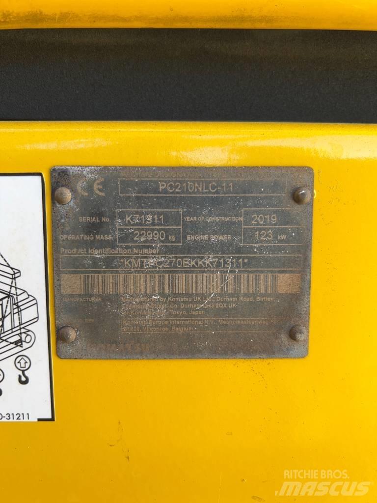 Komatsu PC210NLC-11 Excavatoare pe șenile
