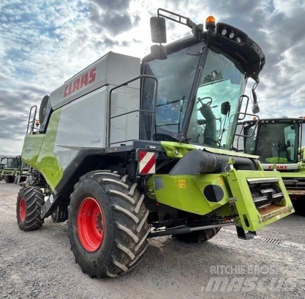 CLAAS TRION 520 Combine de secerat