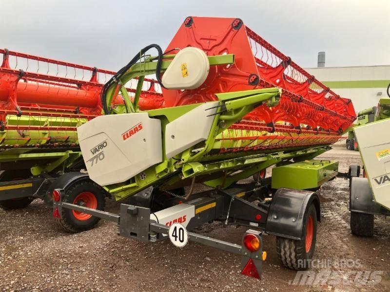 CLAAS TRION 520 Combine de secerat