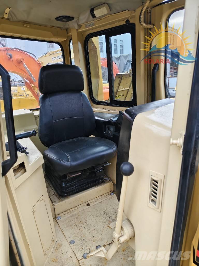CAT D 7 R Buldozere pe senile