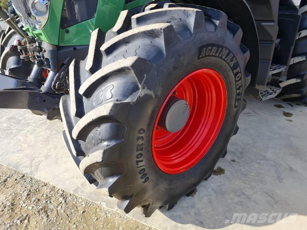 Fendt 826 Tractoare