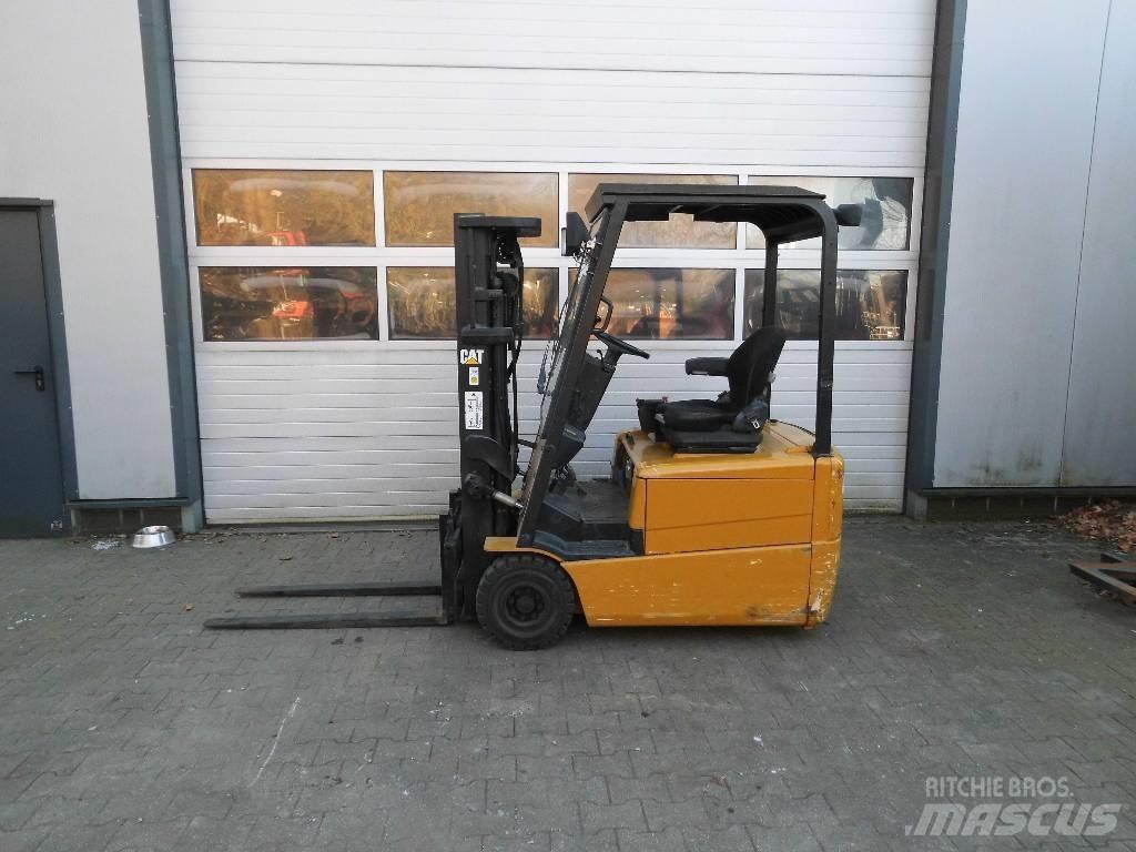 CAT EP 16 KT Stivuitor electric