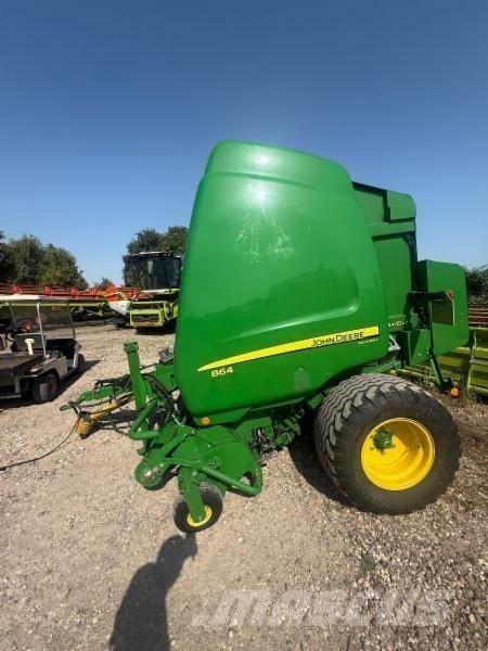 John Deere 864 Masina de balotat cilindric