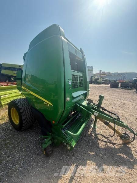 John Deere 864 Masina de balotat cilindric