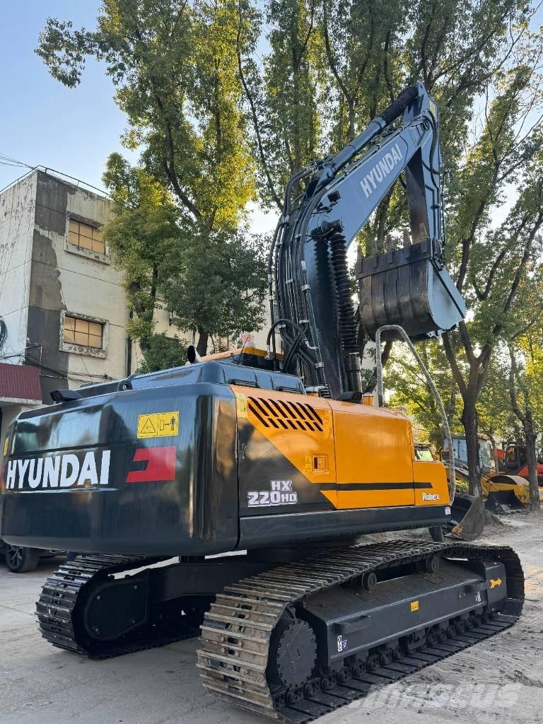 Hyundai HX220HD Excavatoare 7t - 12t