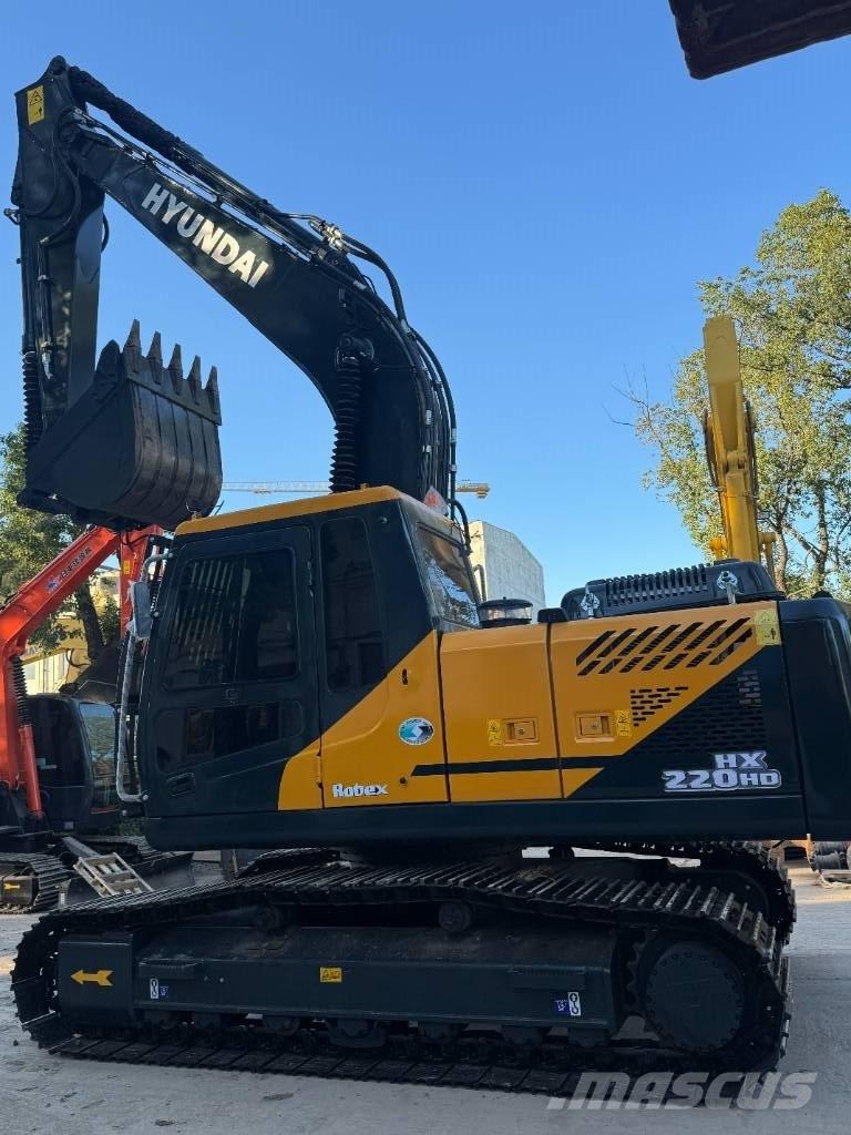 Hyundai HX220HD Excavatoare 7t - 12t