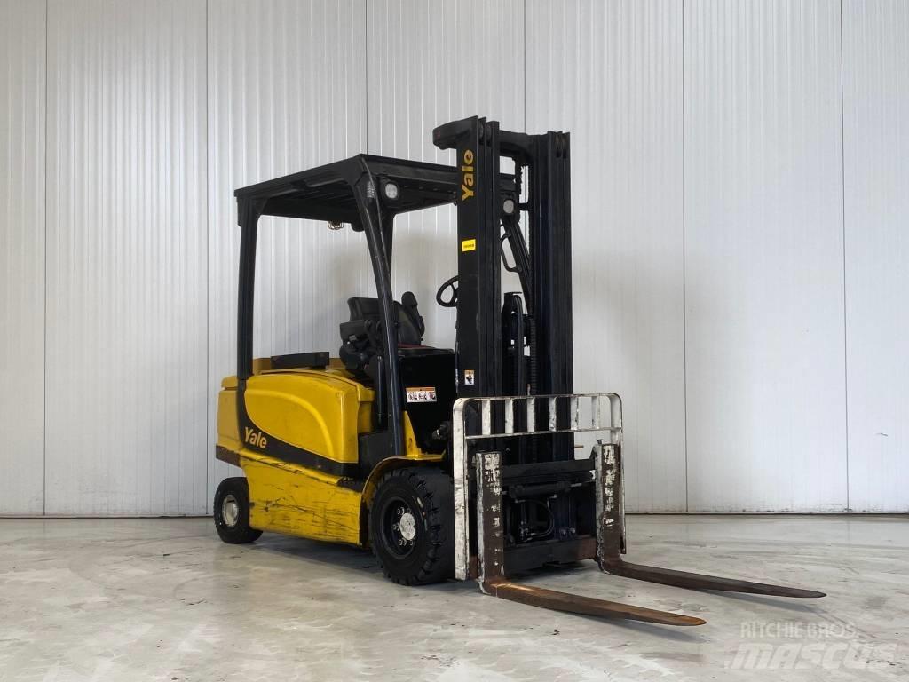 Yale ERP35VL Stivuitor electric