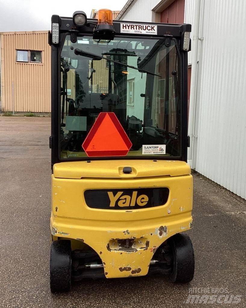Yale ERP30VL Stivuitor electric
