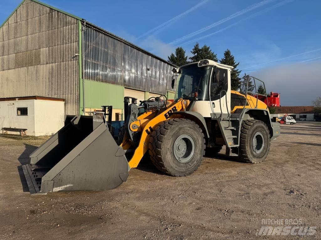 Liebherr L 550 Incarcator pe pneuri