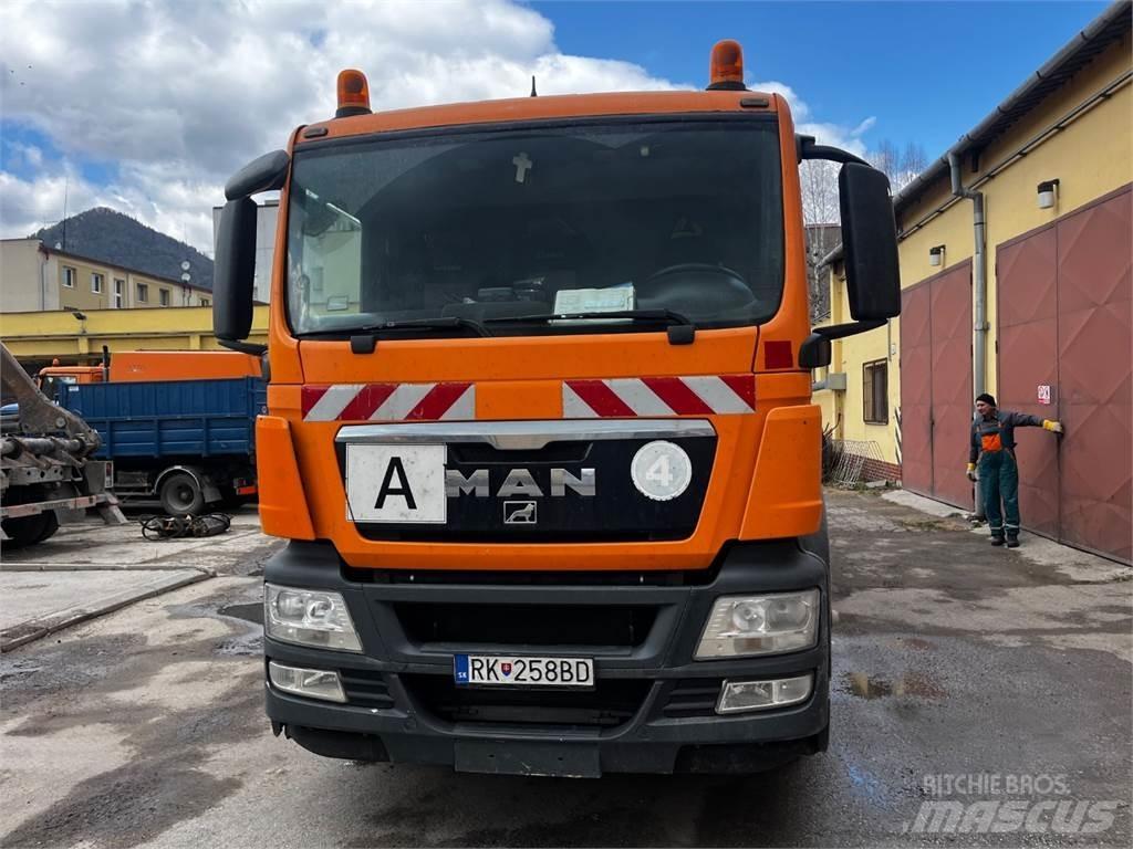 MAN TGS 26.320 6X4 Camion cabina sasiu