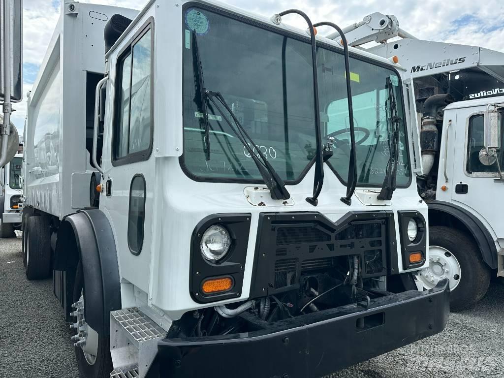 Mack MRU 633 Camion de deseuri