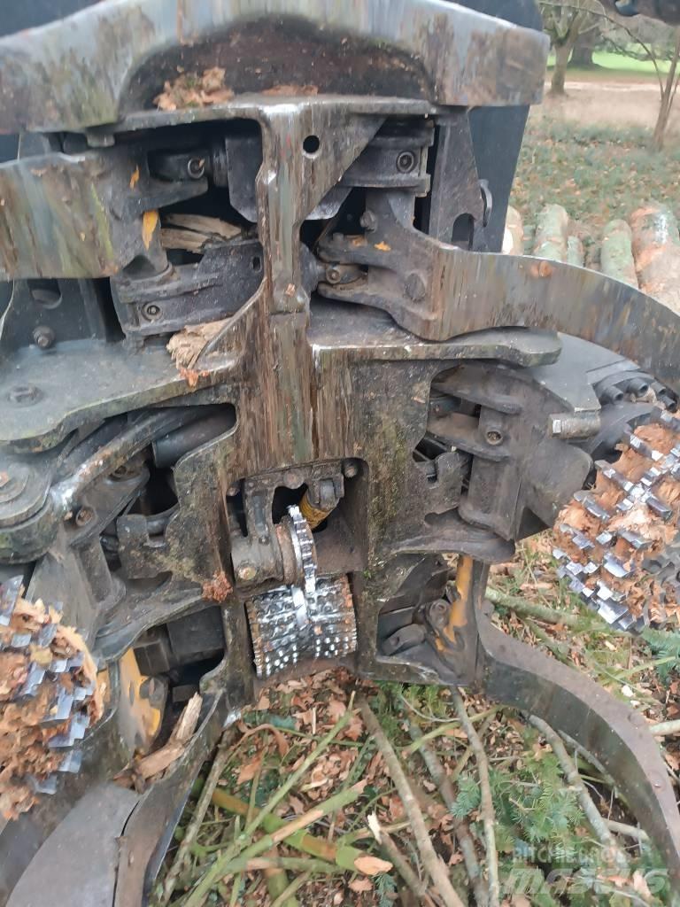 Ponsse Scorpion King Combine forestiere