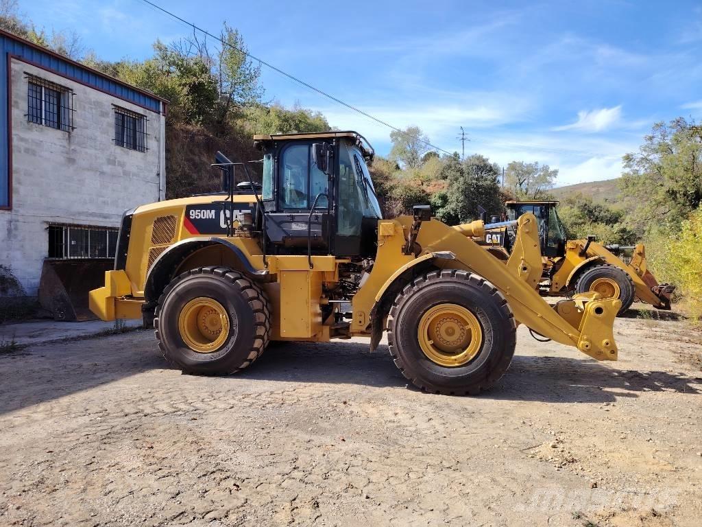 CAT 950 M Incarcator pe pneuri