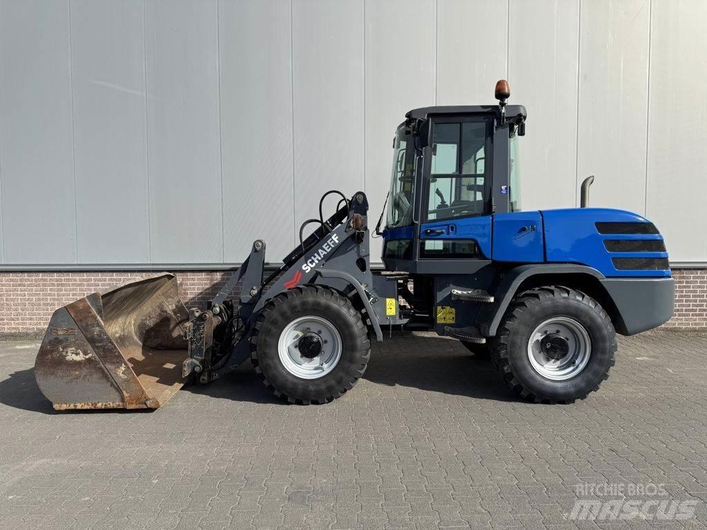 Schaeff TL100 Incarcator pe pneuri