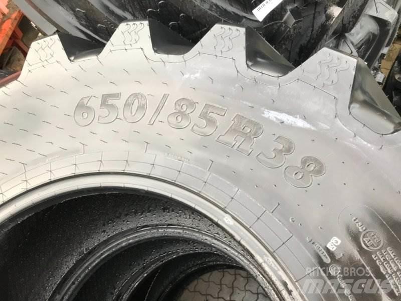 BKT 650/85R38 Roti