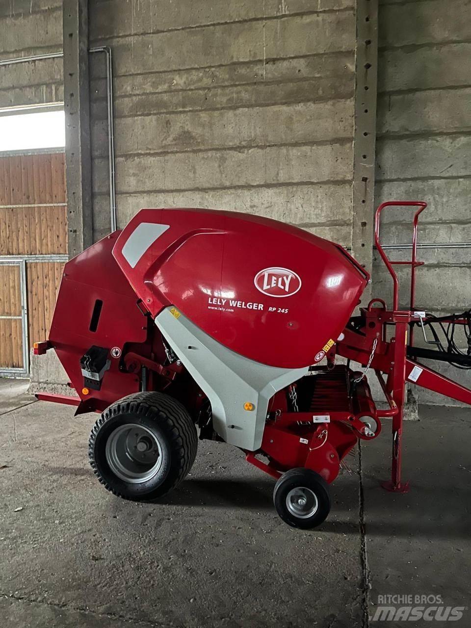 Lely Welger RP 245 Masina de balotat cilindric