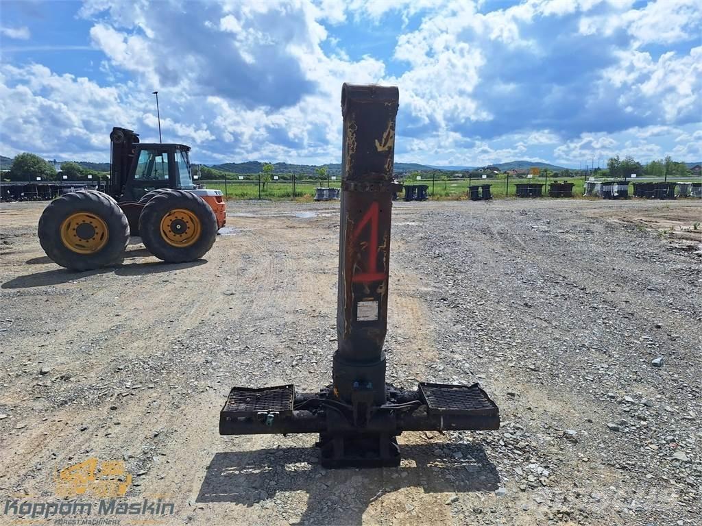 Loglift F71 Macarale de transport