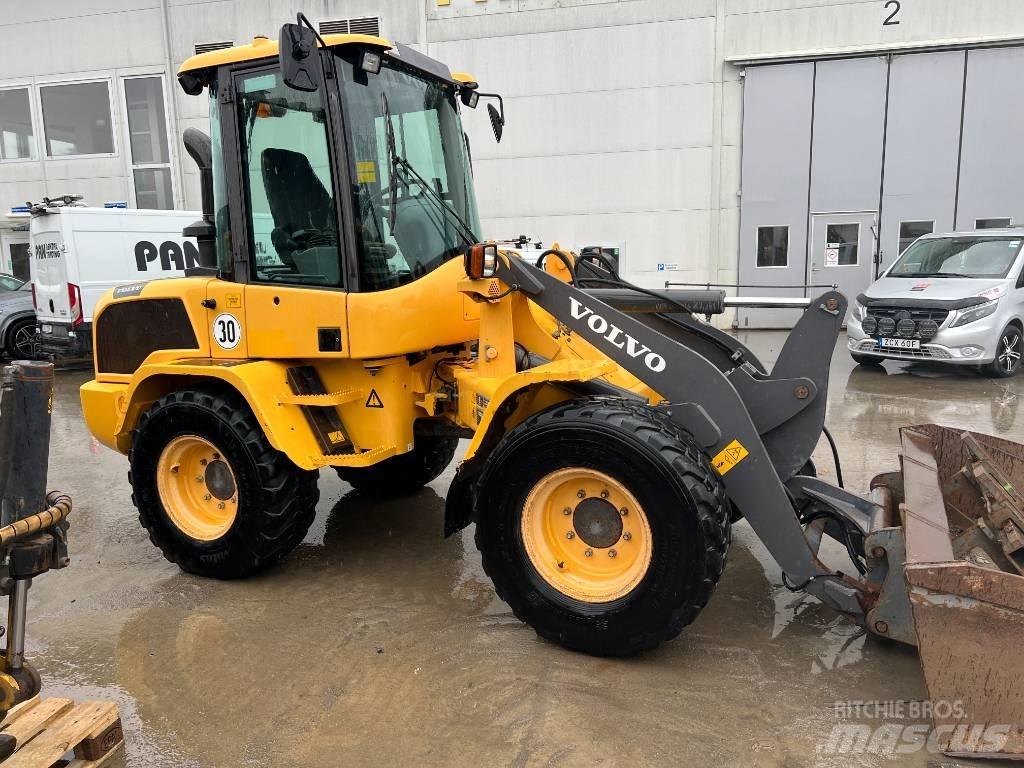 Volvo L 35 G Incarcator pe pneuri