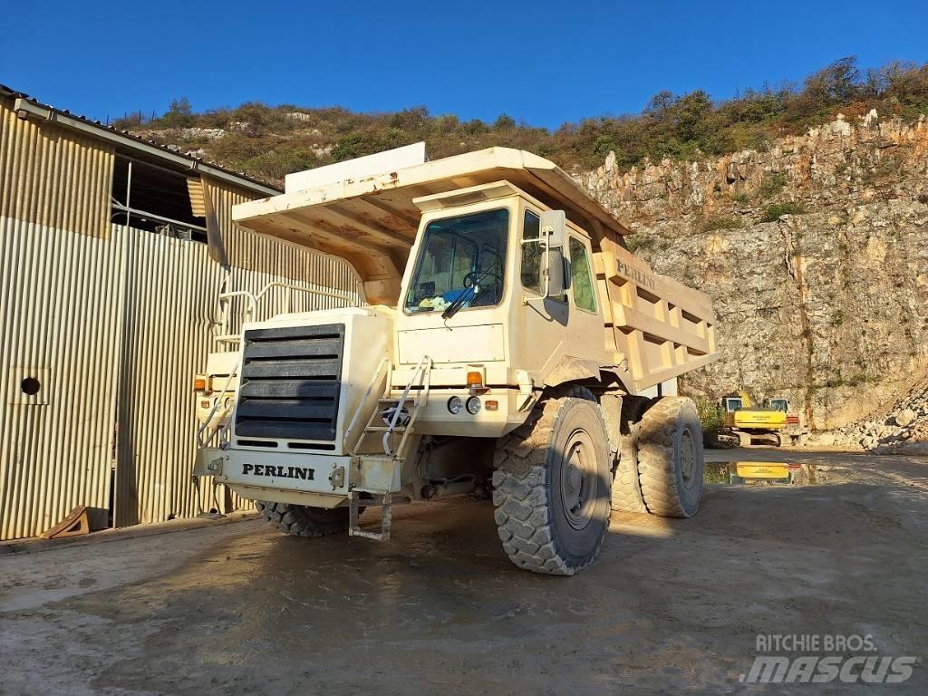 Perlini D655E Camioane cu basculante rigide