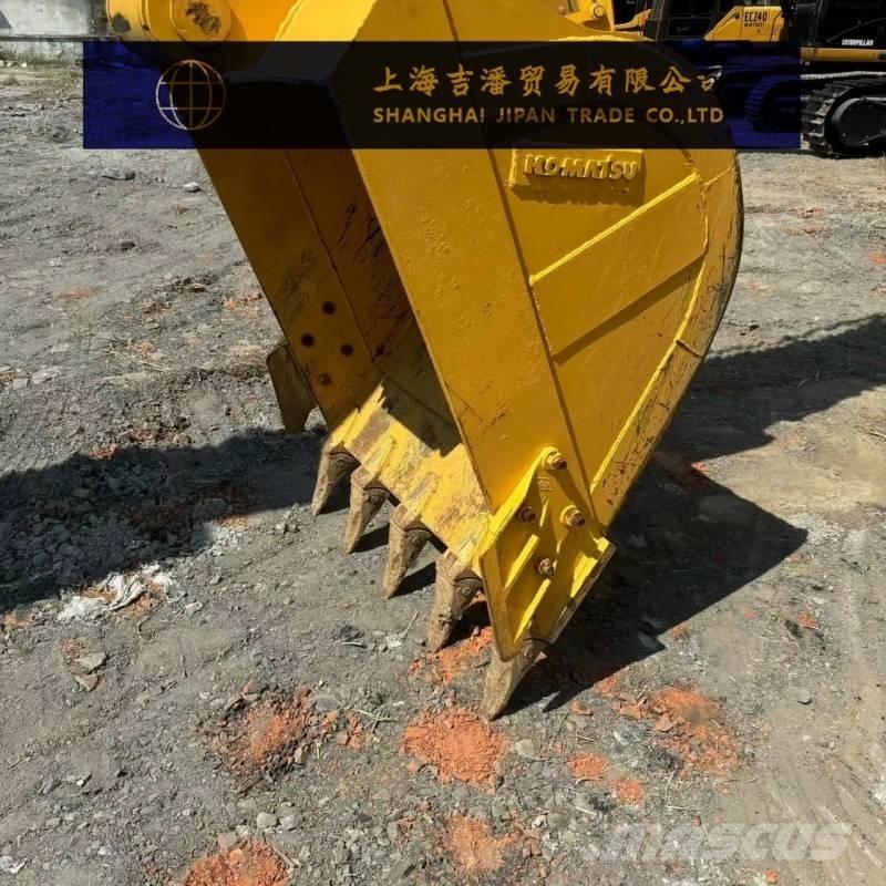 Komatsu PC 240 Excavatoare pe șenile
