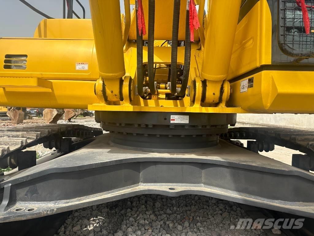 Komatsu PC 450 Excavatoare pe șenile
