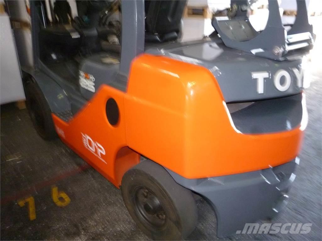 Toyota 02-8FGF25 Stivuitor GPL