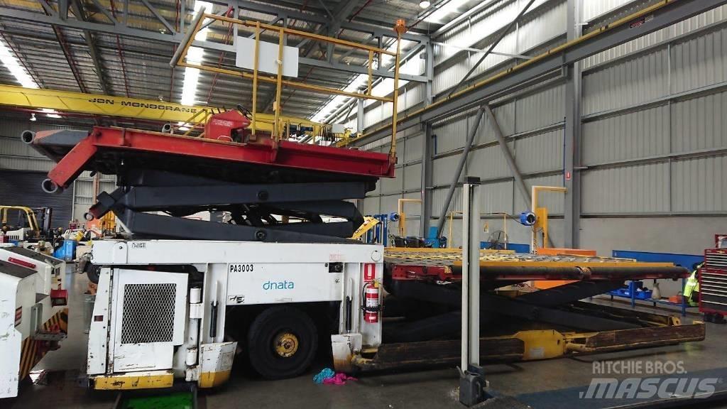 FMC COMMANDER 15I Alte ascensoare si platforme