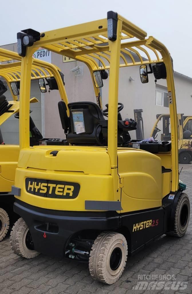 Hyster J2.5XN Stivuitor electric