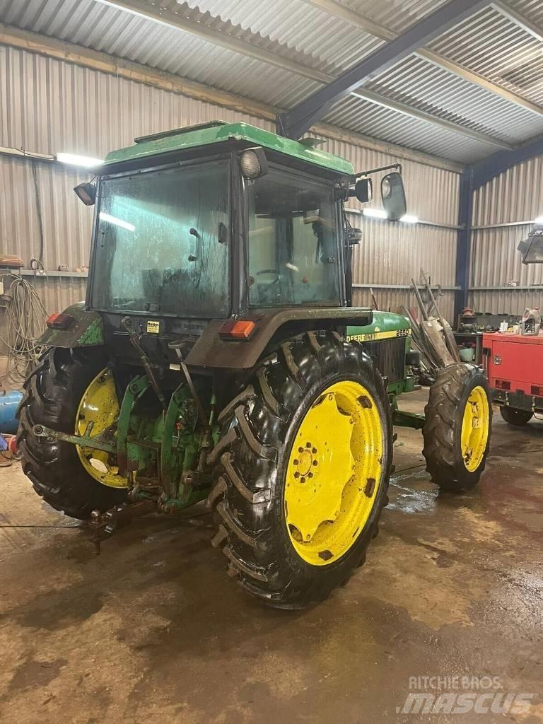 John Deere 2650 Tractoare