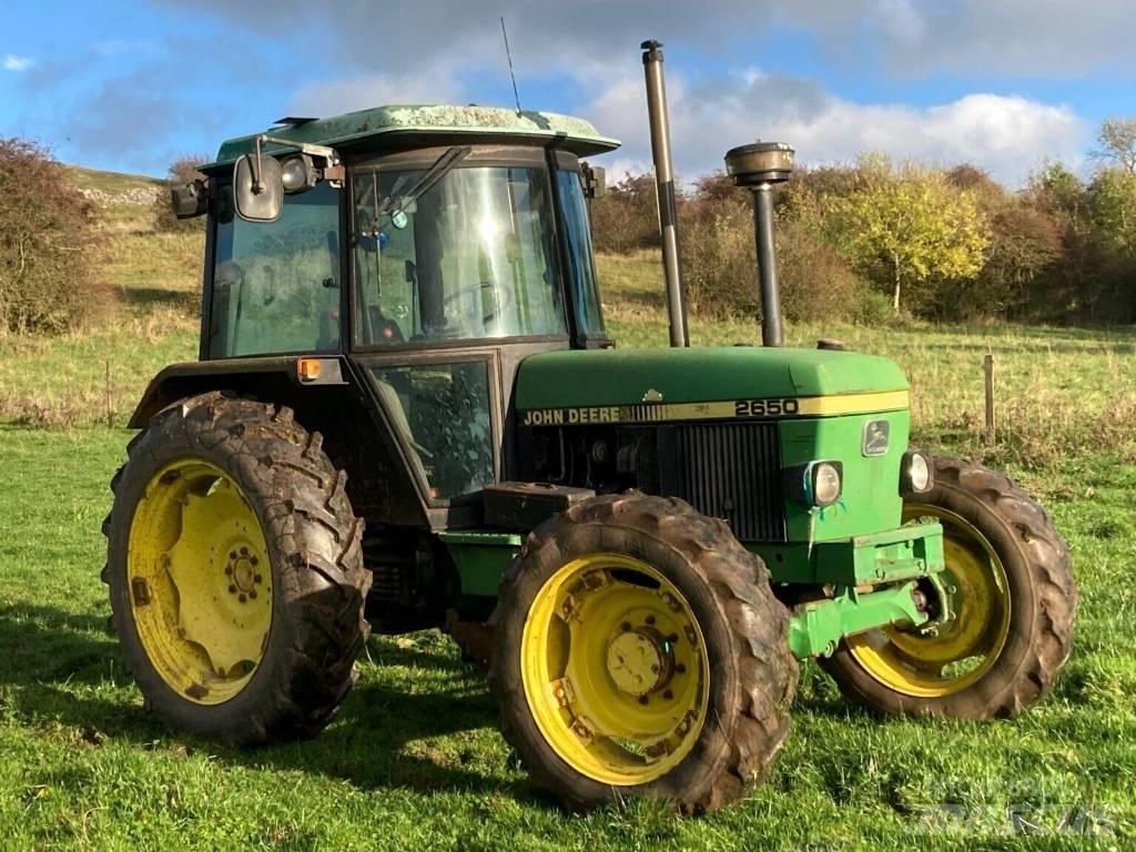 John Deere 2650 Tractoare