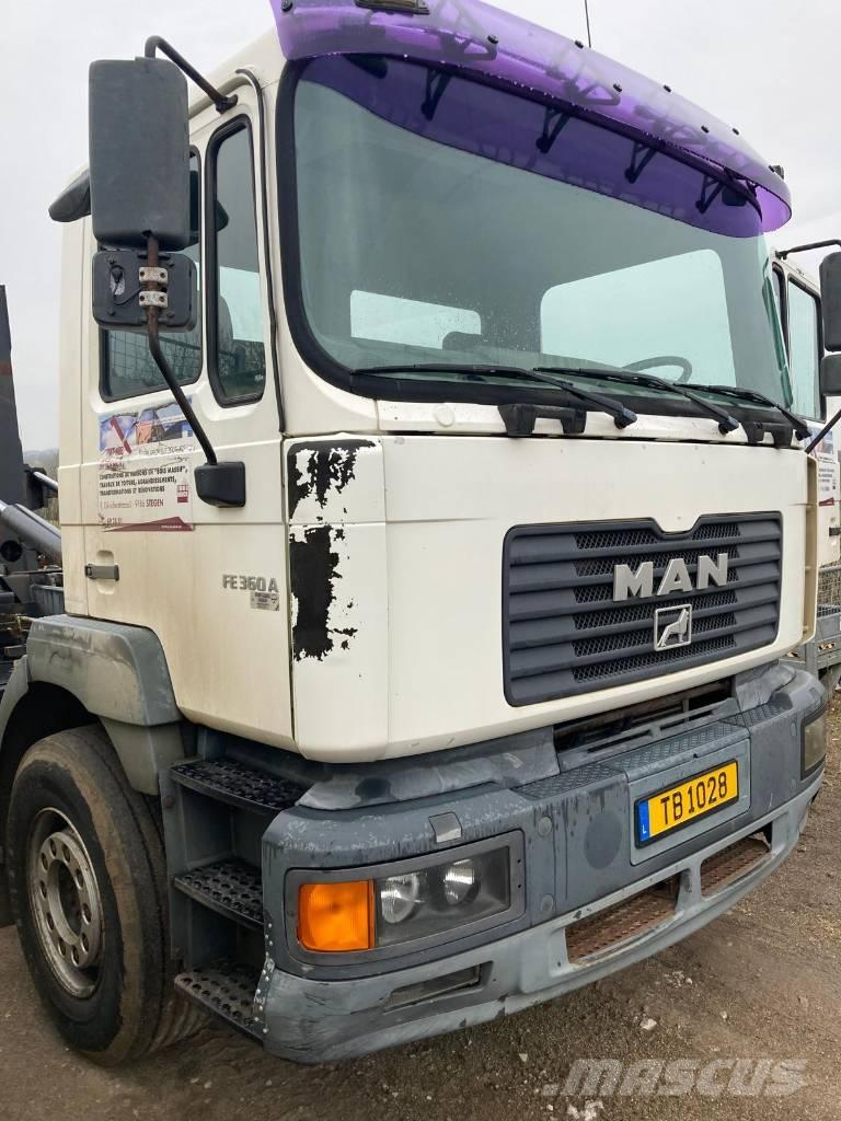MAN FE 360 A Camion cu carlig de ridicare