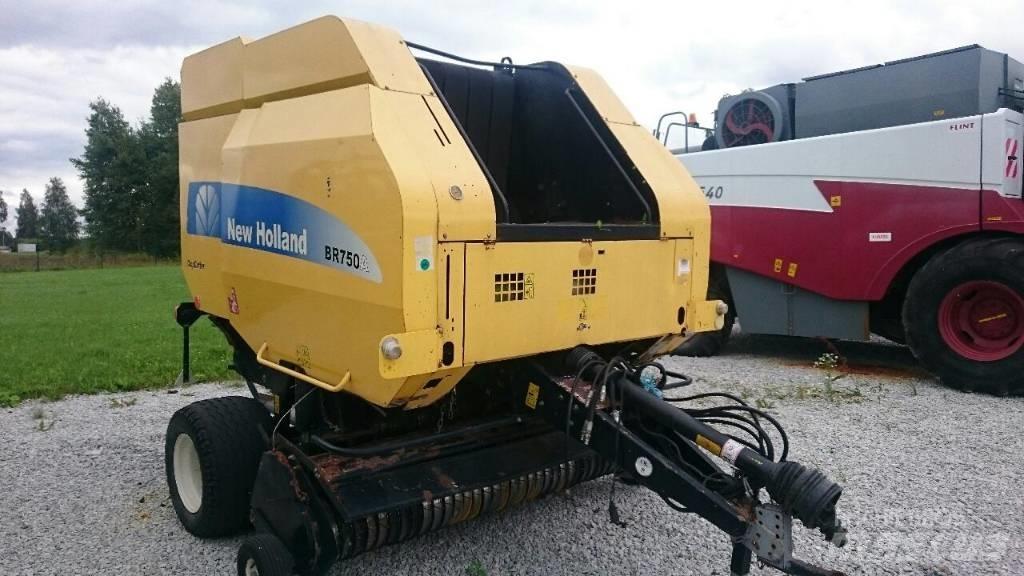 New Holland BR750A Masina de balotat cilindric