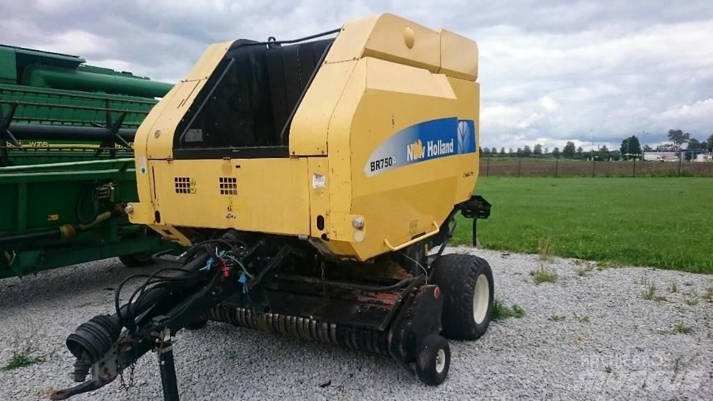 New Holland BR750A Masina de balotat cilindric