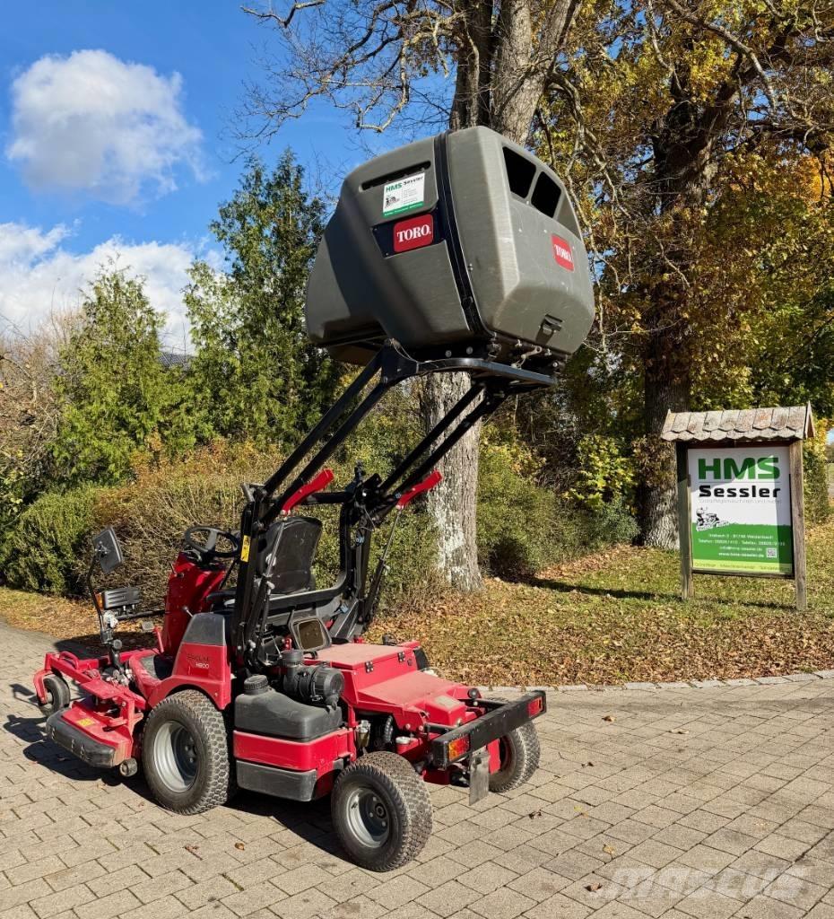 Toro ProLine H800 Stand on mowers
