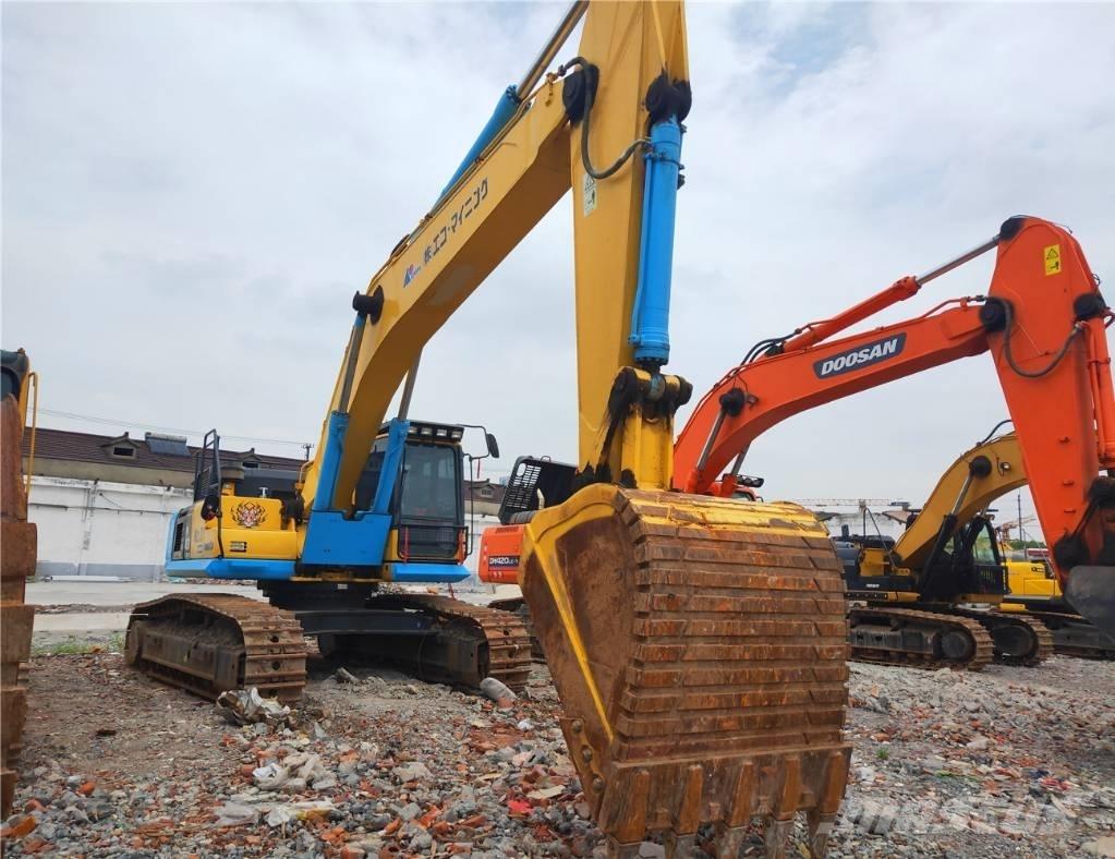 Komatsu PC460-8 Excavatoare pe șenile
