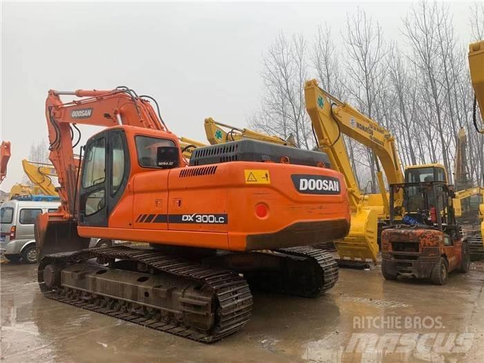 Doosan dx300 Excavatoare pe șenile
