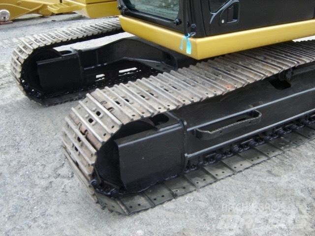 CAT 311F Excavatoare pe șenile
