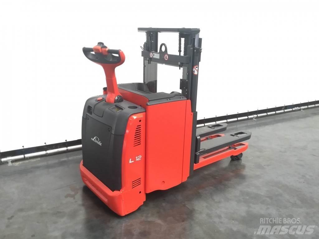 Linde L 12 L Transpaleta manuala