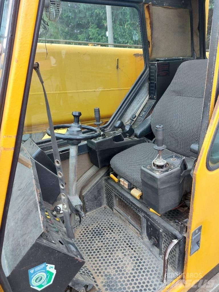 Liebherr LTM 1025 Macara pentru orice teren