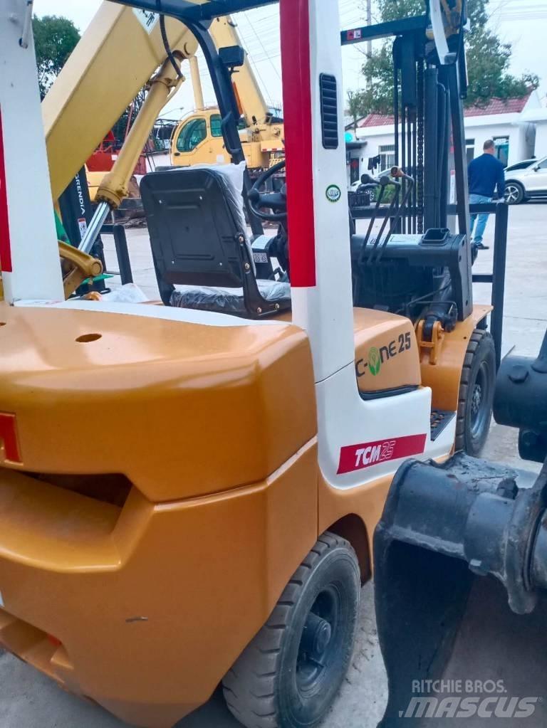 TCM FD 25 Stivuitor diesel