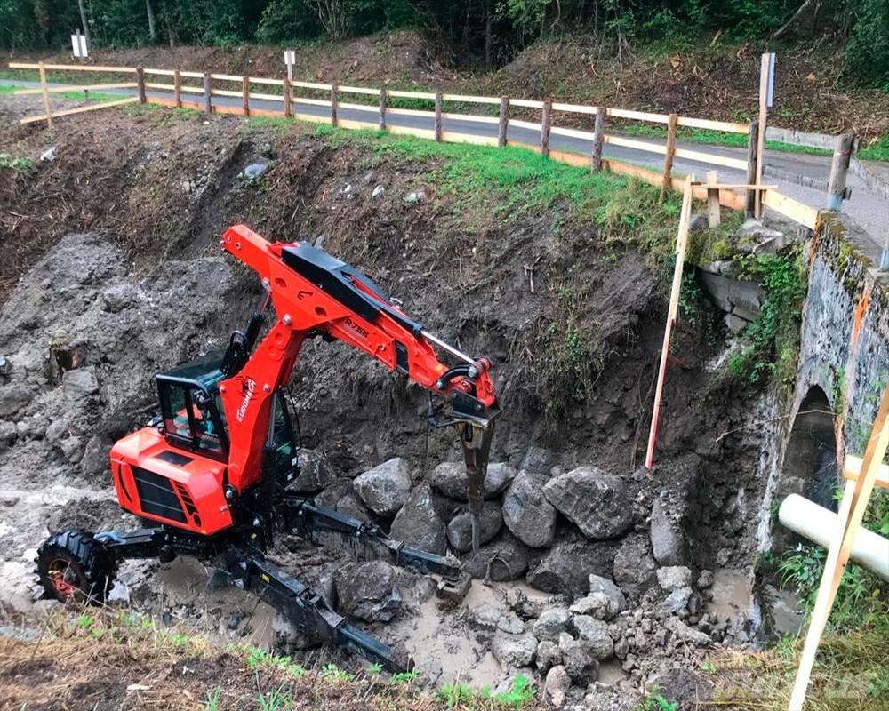 Euromach R755 Excavator amfibiu