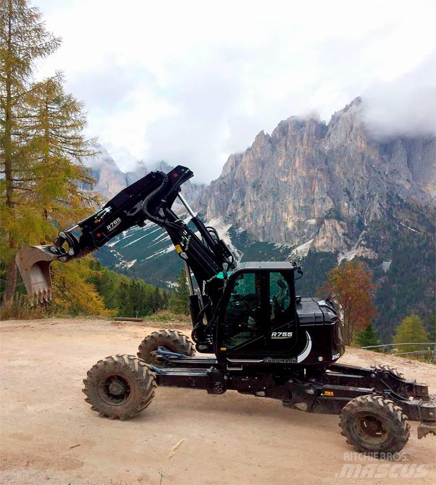 Euromach R755 Excavator amfibiu