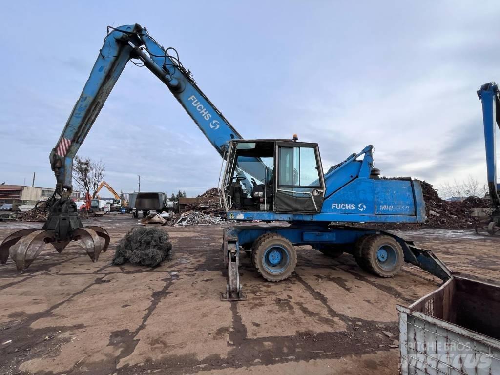 Fuchs MHL 340 Paleta de manipulare