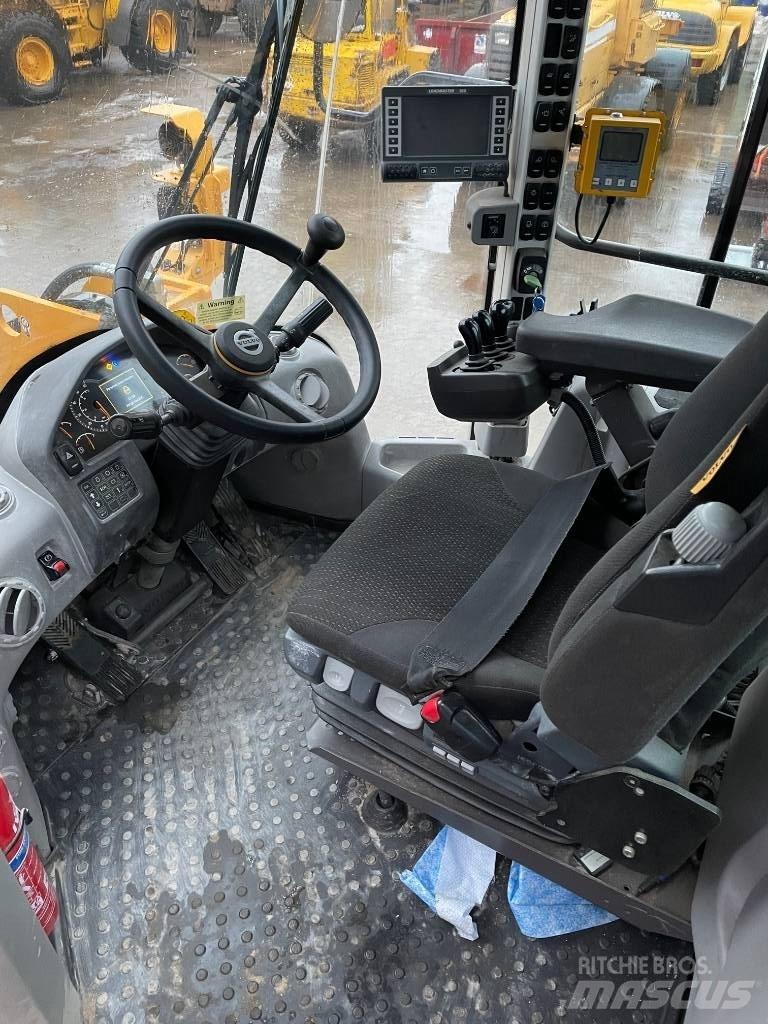 Volvo L110H Incarcator pe pneuri