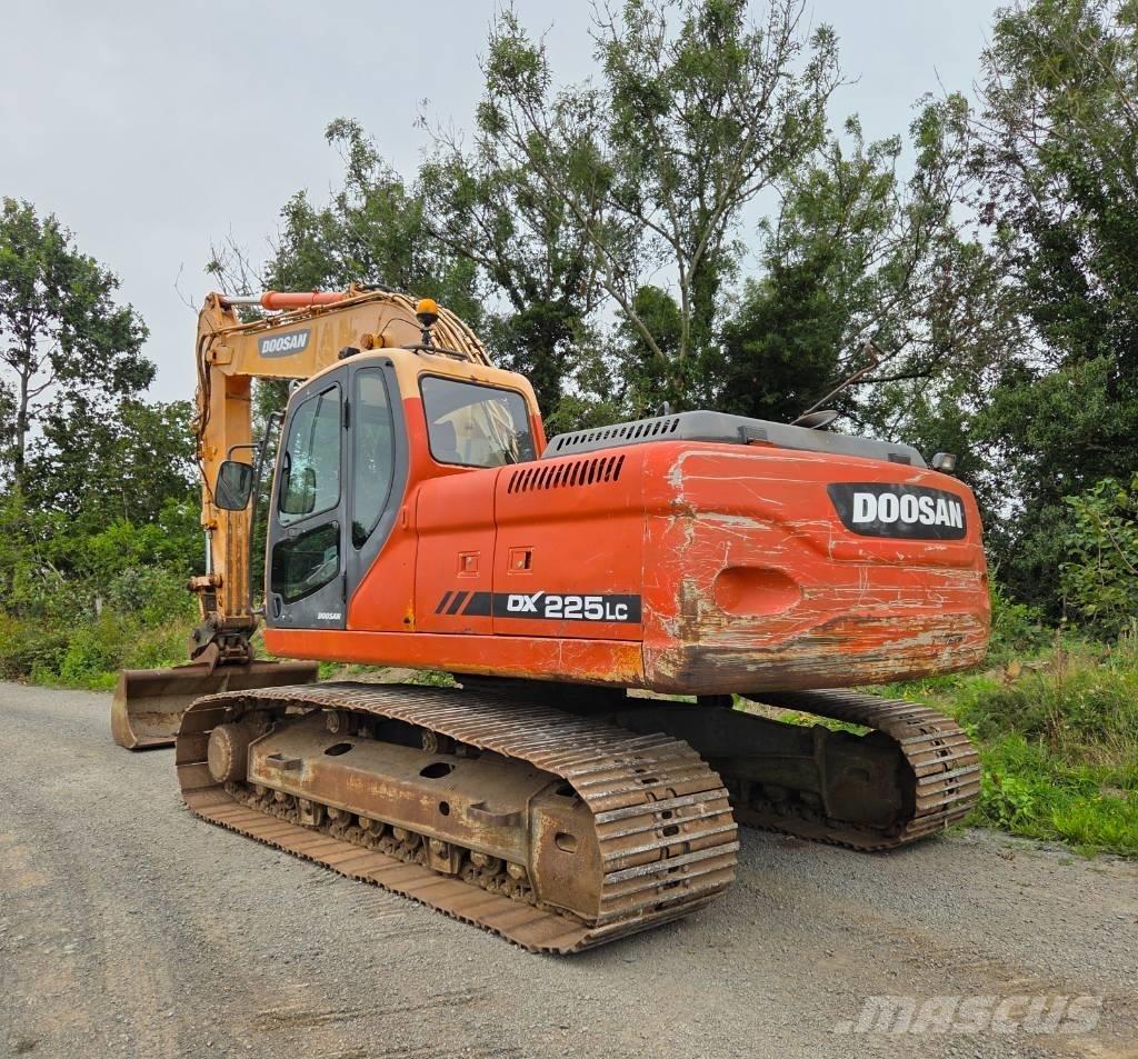 Doosan DX 225 LC Excavatoare pe șenile
