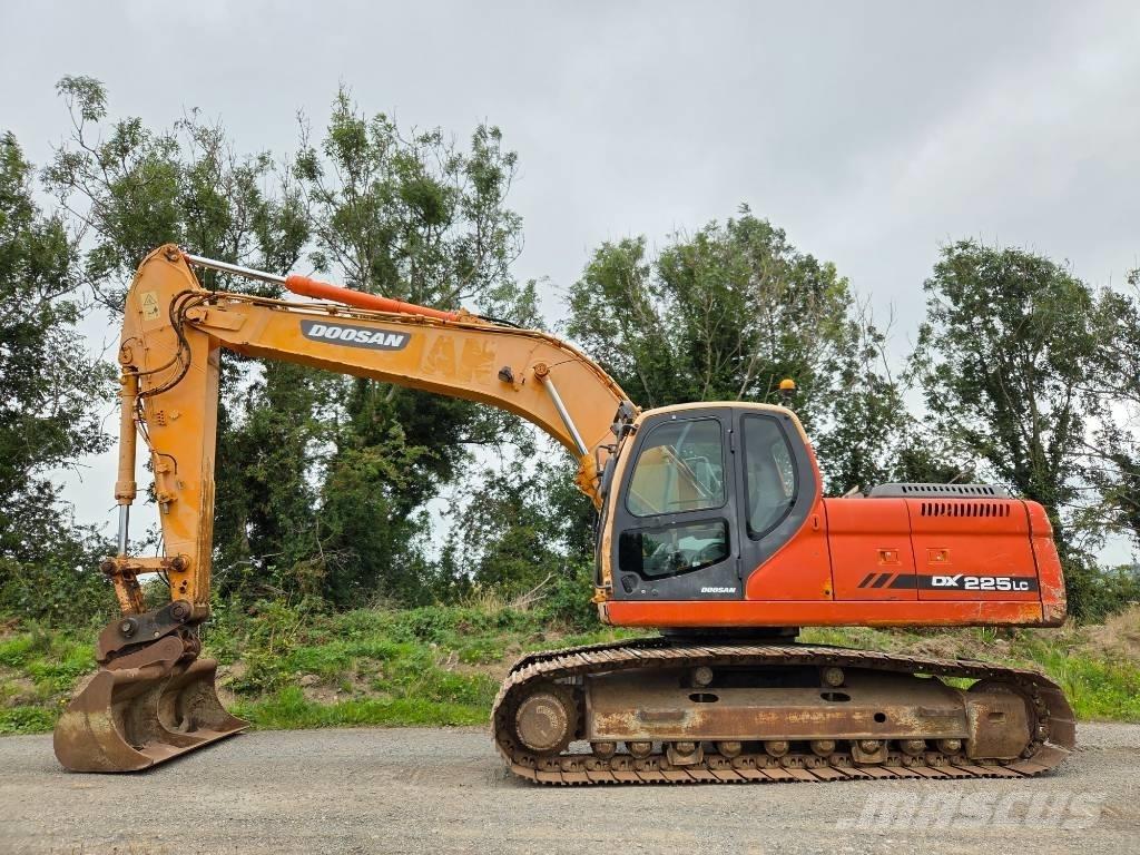 Doosan DX 225 LC Excavatoare pe șenile

